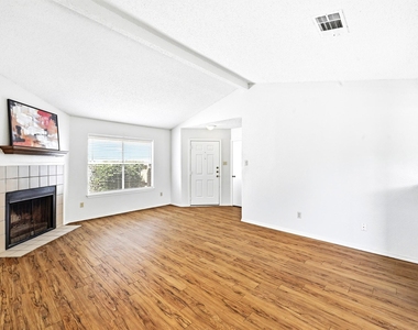 5901 Kevin Kelly Pl - Photo Thumbnail 7