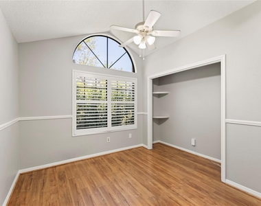 2009 Cervin Blvd - Photo Thumbnail 17