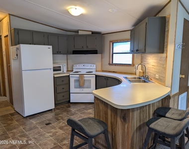 120 Reaves Avenue - Photo Thumbnail 6