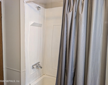 120 Reaves Avenue - Photo Thumbnail 13