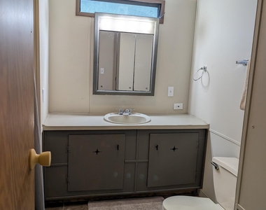 120 Reaves Avenue - Photo Thumbnail 11