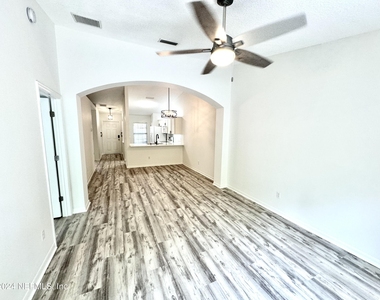 736 Ginger Mill Drive - Photo Thumbnail 7