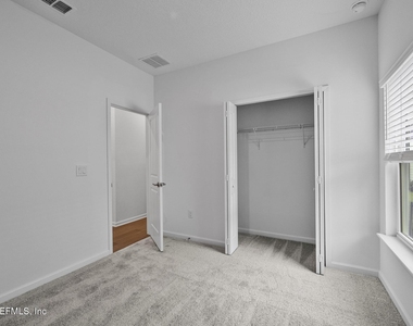 730 Farmfield Drive - Photo Thumbnail 18