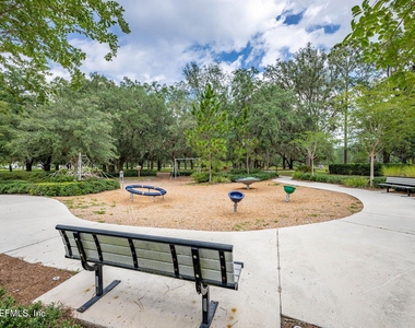730 Farmfield Drive - Photo Thumbnail 38
