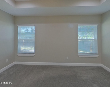 91 Northside Drive N - Photo Thumbnail 5