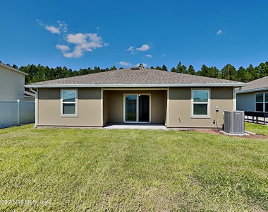77063 Crosscut Way - Photo Thumbnail 12