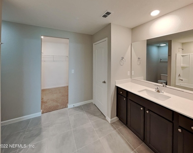 77063 Crosscut Way - Photo Thumbnail 8
