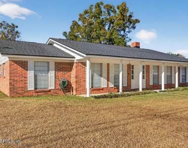 2766 Greenridge Road - Photo Thumbnail 2