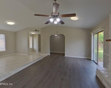 3721 Foxcroft Road - Photo Thumbnail 2