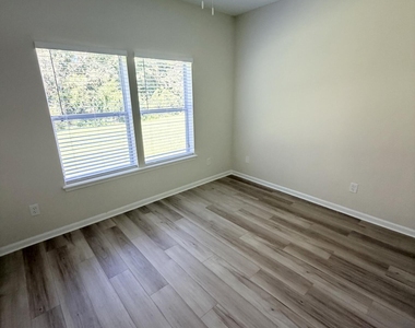 5199 Armsgate Court - Photo Thumbnail 21