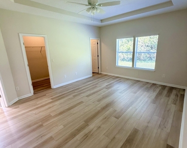 5199 Armsgate Court - Photo Thumbnail 13