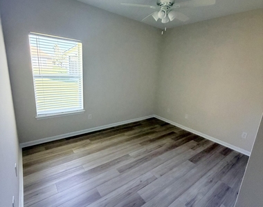 5199 Armsgate Court - Photo Thumbnail 24