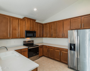 5776 Alamosa Circle - Photo Thumbnail 6