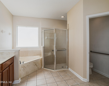 5776 Alamosa Circle - Photo Thumbnail 13