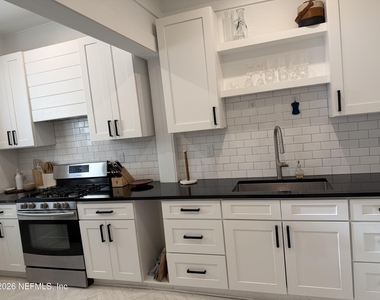 2107 River Boulevard - Photo Thumbnail 4