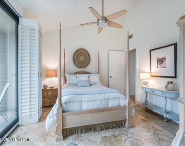 752 Spinnakers Reach Drive - Photo Thumbnail 11