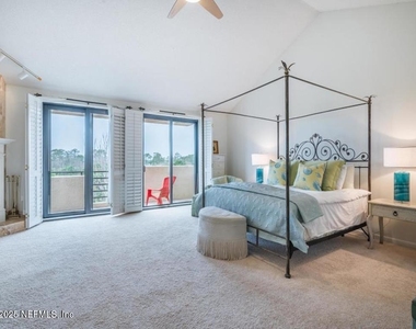 752 Spinnakers Reach Drive - Photo Thumbnail 8