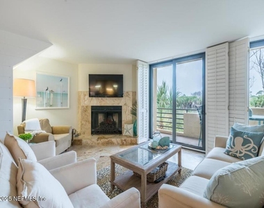 752 Spinnakers Reach Drive - Photo Thumbnail 3