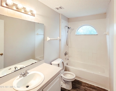 383 Turtle Dove Drive - Photo Thumbnail 11