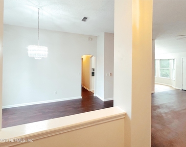 383 Turtle Dove Drive - Photo Thumbnail 5