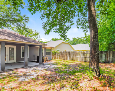 1104 Ajuga Court - Photo Thumbnail 14
