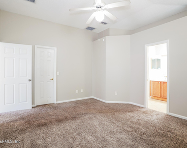 1104 Ajuga Court - Photo Thumbnail 9