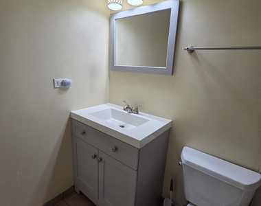 535 Darlene Lane - Photo Thumbnail 12