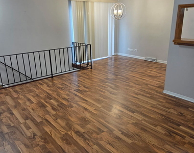 535 Darlene Lane - Photo Thumbnail 8
