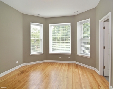 2307 N Springfield Avenue - Photo Thumbnail 5
