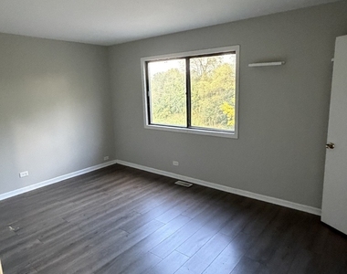 6267 Kit Carson Drive - Photo Thumbnail 5