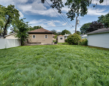 1015 Wilson Avenue - Photo Thumbnail 24
