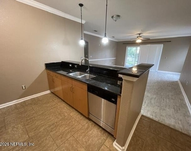 8290 W Gate Parkway - Photo Thumbnail 12