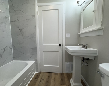 1619 Evergreen Street - Photo Thumbnail 9