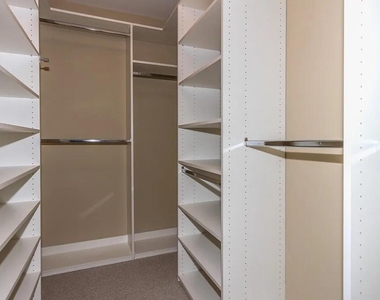 449 Bay Tree Circle - Photo Thumbnail 25