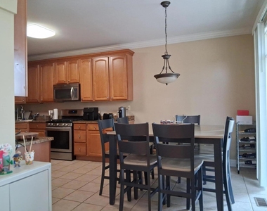 449 Bay Tree Circle - Photo Thumbnail 14