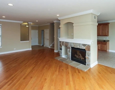 449 Bay Tree Circle - Photo Thumbnail 7