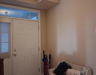 449 Bay Tree Circle - Photo Thumbnail 6