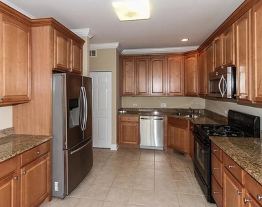 449 Bay Tree Circle - Photo Thumbnail 13