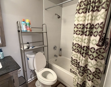 1212 N La Salle Street - Photo Thumbnail 6