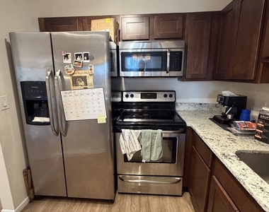 1212 N La Salle Street - Photo Thumbnail 1