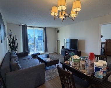 1212 N La Salle Street - Photo Thumbnail 2