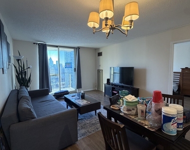 1212 N La Salle Street - Photo Thumbnail 3
