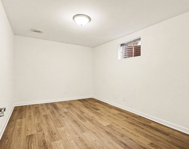 408 Jackson Street - Photo Thumbnail 10