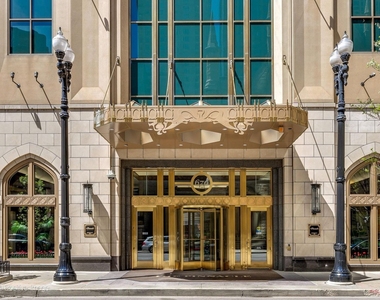 21 E Huron Street - Photo Thumbnail 1