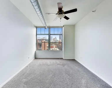 1200 W Monroe Street - Photo Thumbnail 8