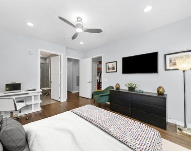 5 N Oakley Boulevard - Photo Thumbnail 13