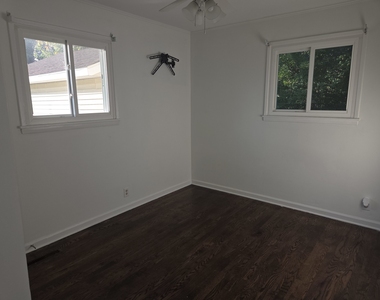 207 Caddy Avenue - Photo Thumbnail 5