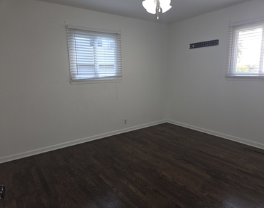 207 Caddy Avenue - Photo Thumbnail 7