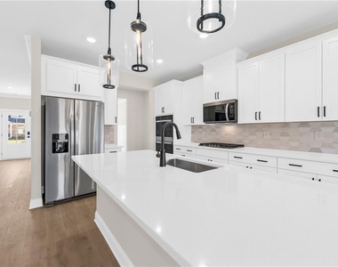 5497 Cabernet Lane - Photo Thumbnail 12