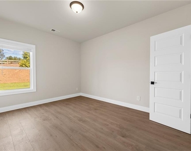 5497 Cabernet Lane - Photo Thumbnail 20